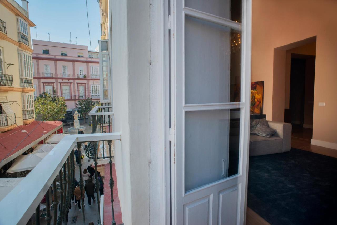 Casa Plaza De Las Flores Cadiz Grupo Ac Gestion Экстерьер фото